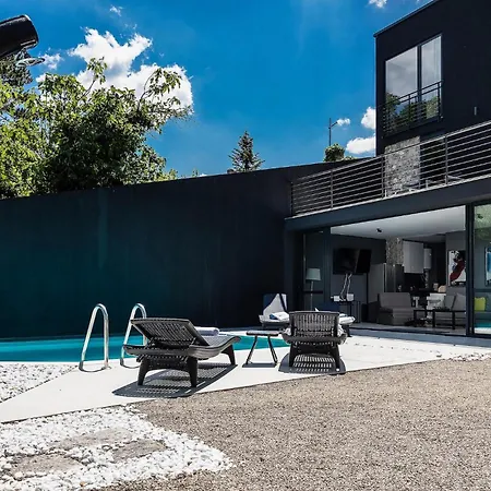Holiday home Ariana Grizane-Belgrad