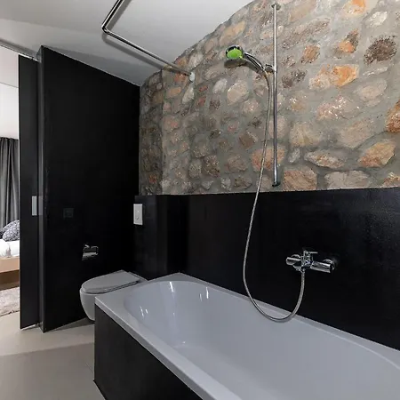 Holiday home Ariana Grizane-Belgrad
