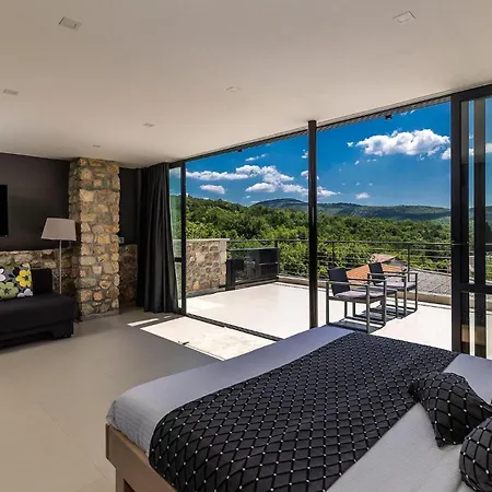 Ariana Holiday home